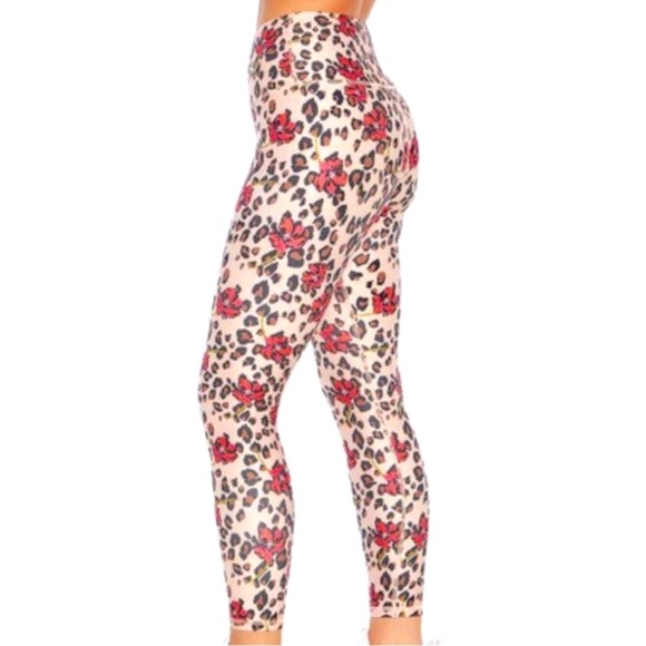 WILDFOX Sport Like New Contender Compression Ankle Leggings in Floral Leopard L - Picture 3 of 8